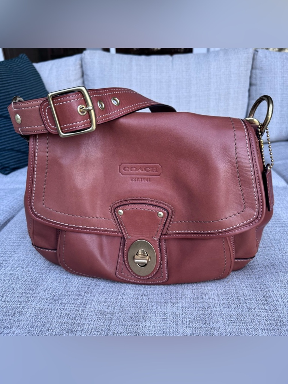 *VERY CLEAN* Coach Legacy Ali Bag blue lining